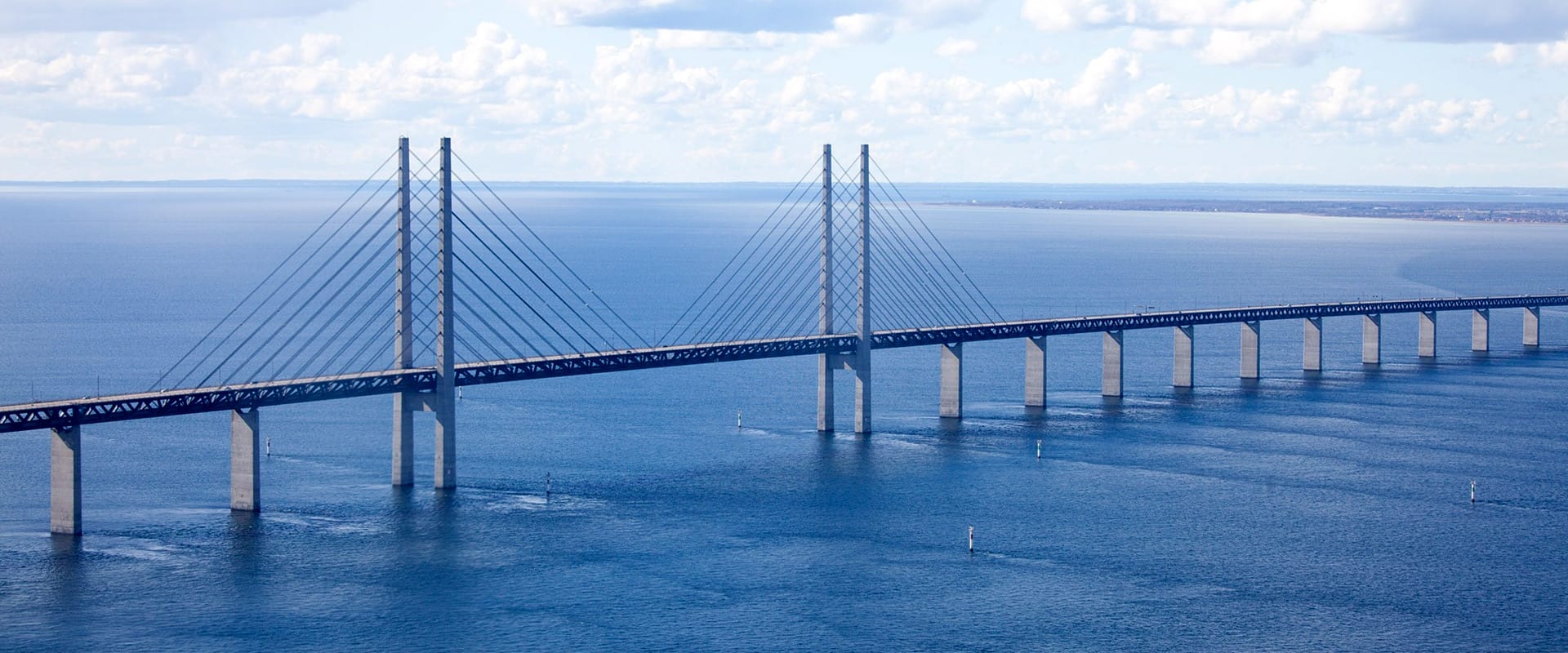 Öresundbron fotograferat i perspektiv